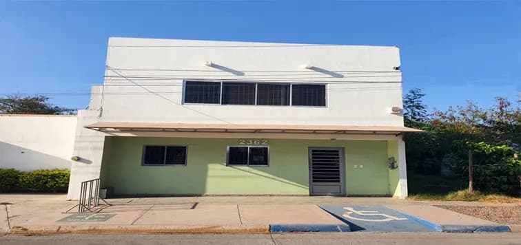 En Venta excelente Edificio, Colonia 75