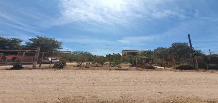 En Venta Casa Campestre, Ejido Flores Magón.